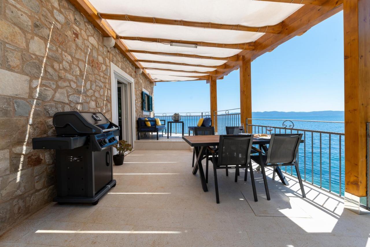 Seaside Cottage Maslina Gdinj Exterior photo